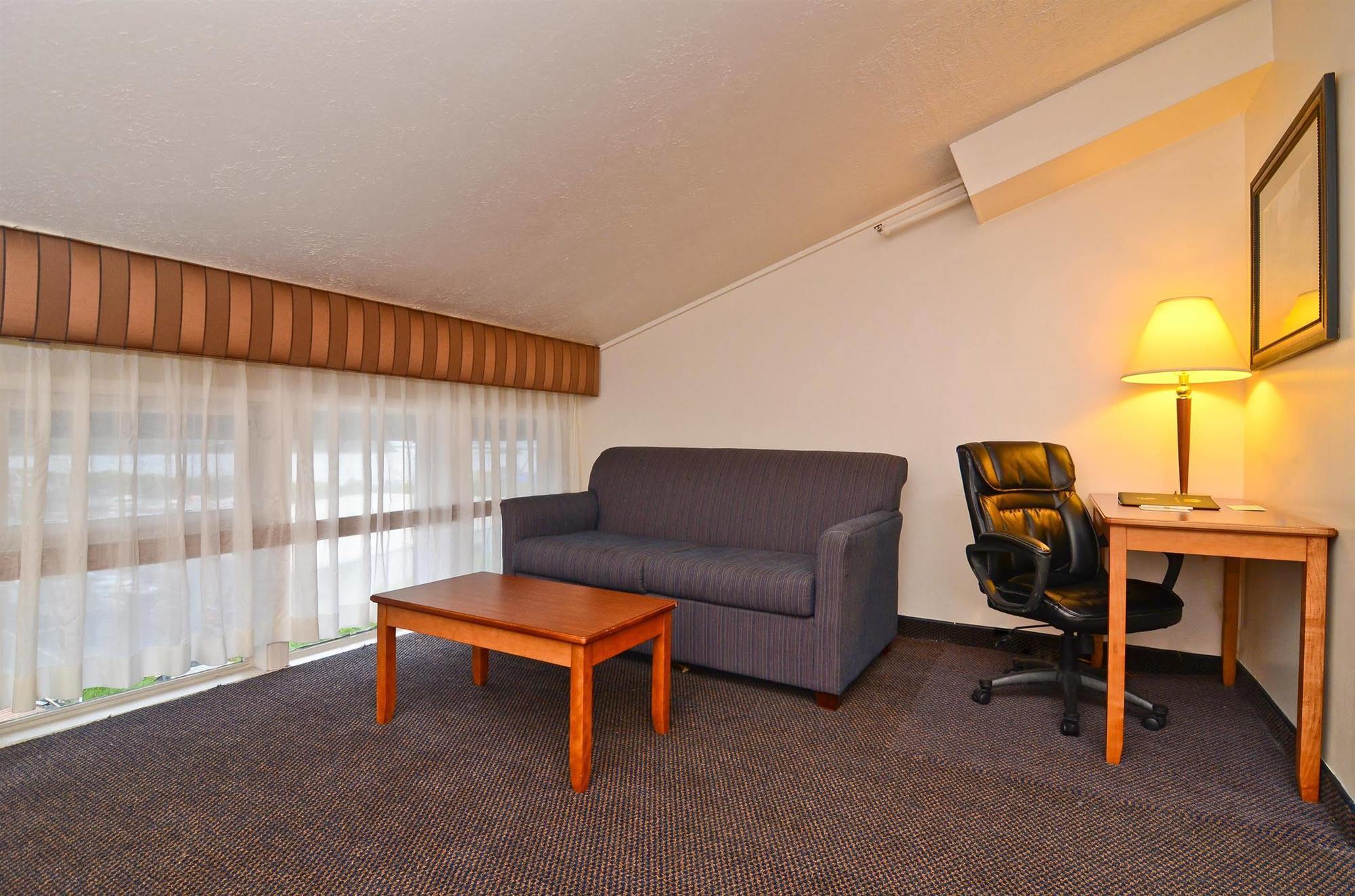 Best Western Kodiak Inn & Convention Center Bilik gambar